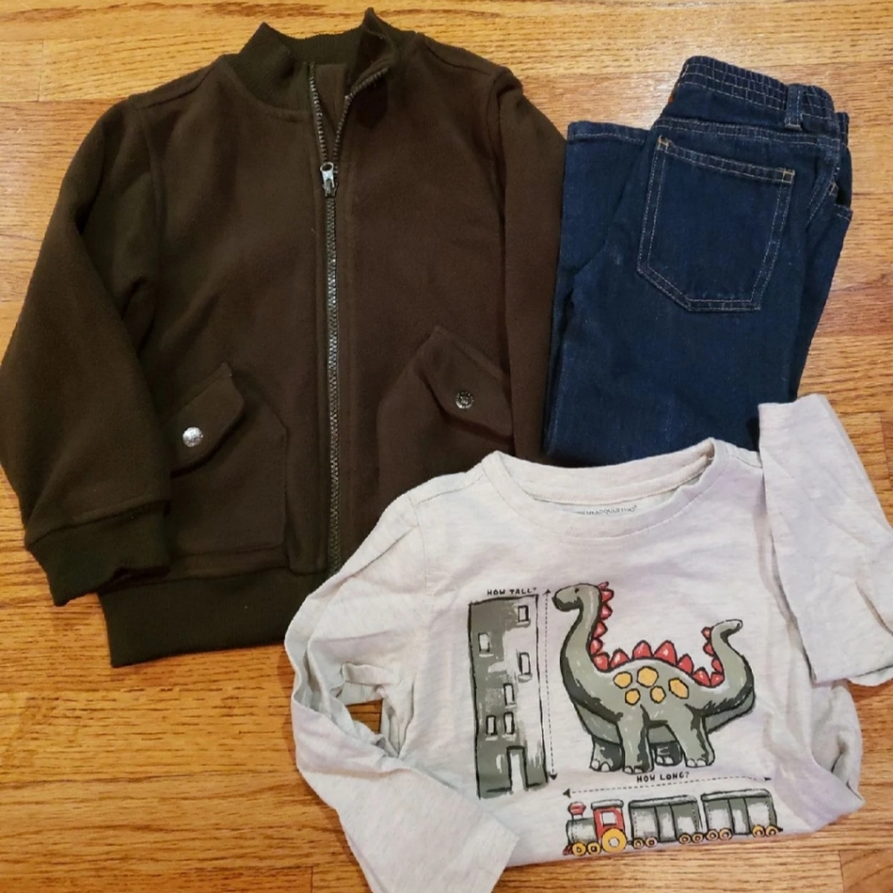 Boys clothes size 4T